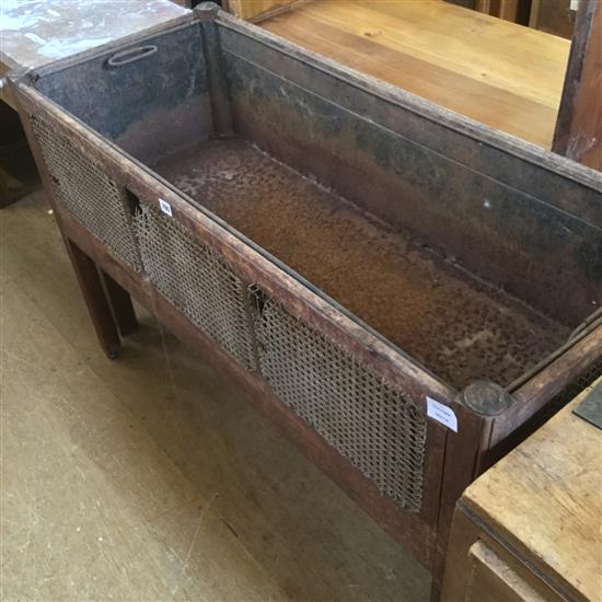 George III mahogany planter